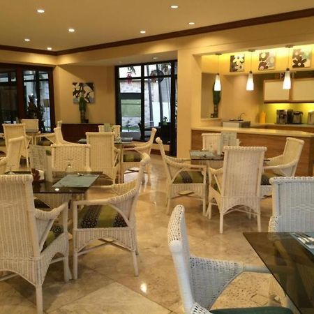 Vacation Hotel Cebu Exterior photo