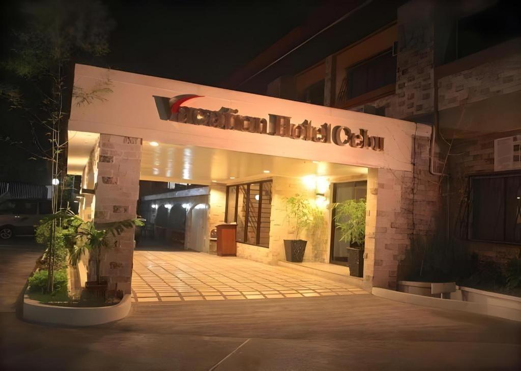 Vacation Hotel Cebu Exterior photo