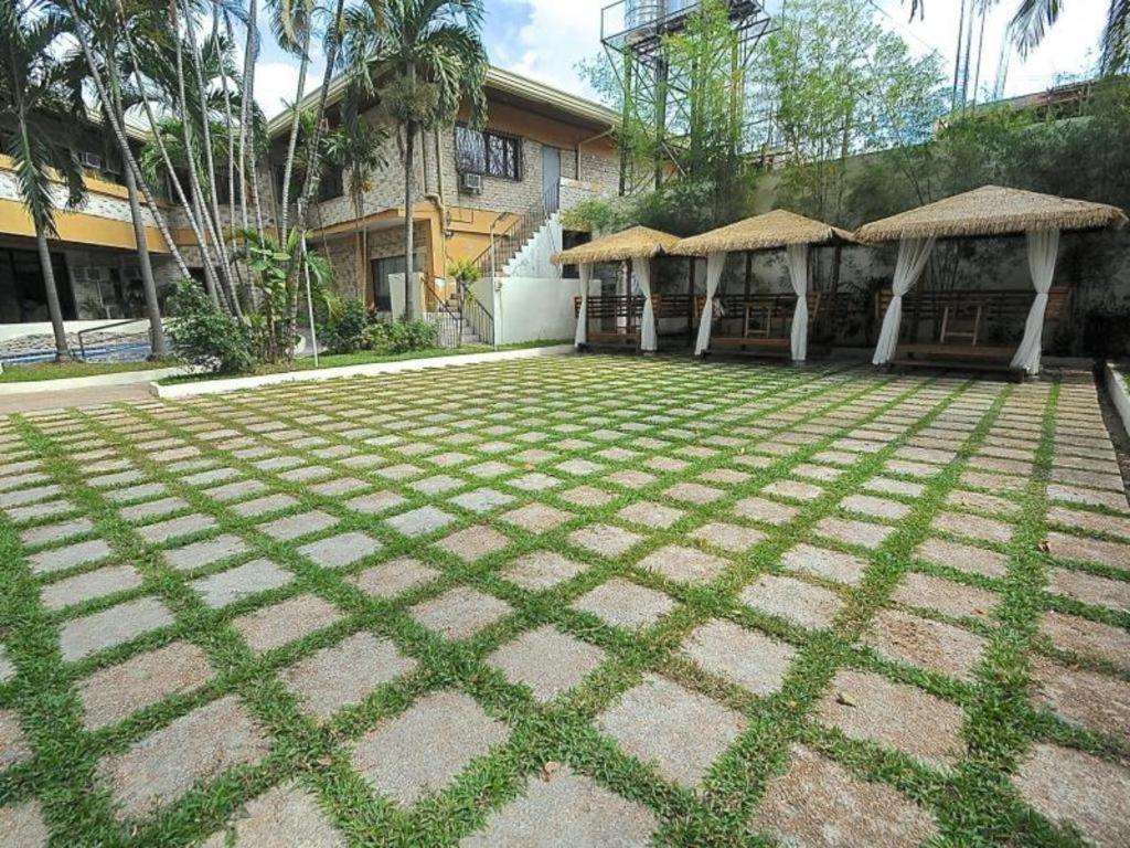Vacation Hotel Cebu Exterior photo