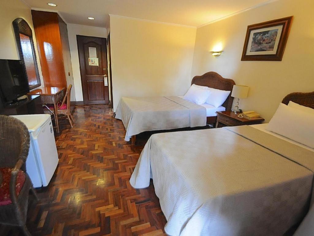 Vacation Hotel Cebu Exterior photo
