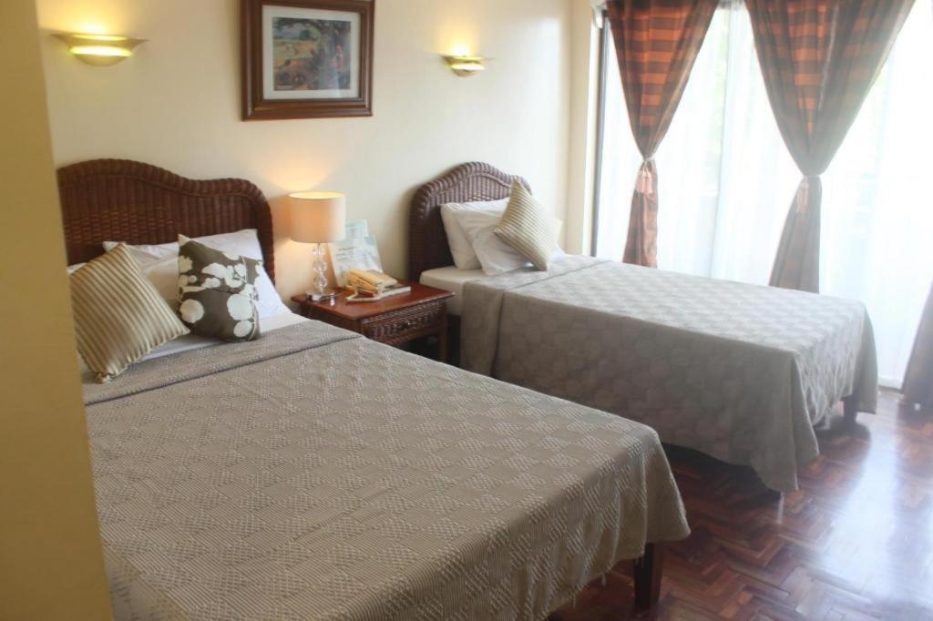 Vacation Hotel Cebu Exterior photo