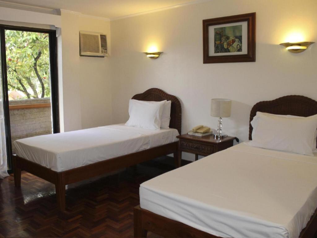 Vacation Hotel Cebu Exterior photo