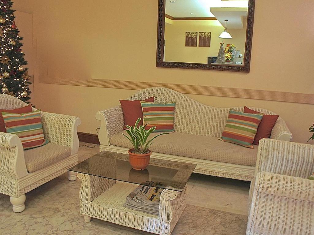 Vacation Hotel Cebu Exterior photo