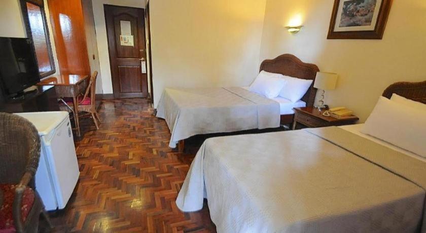 Vacation Hotel Cebu Exterior photo