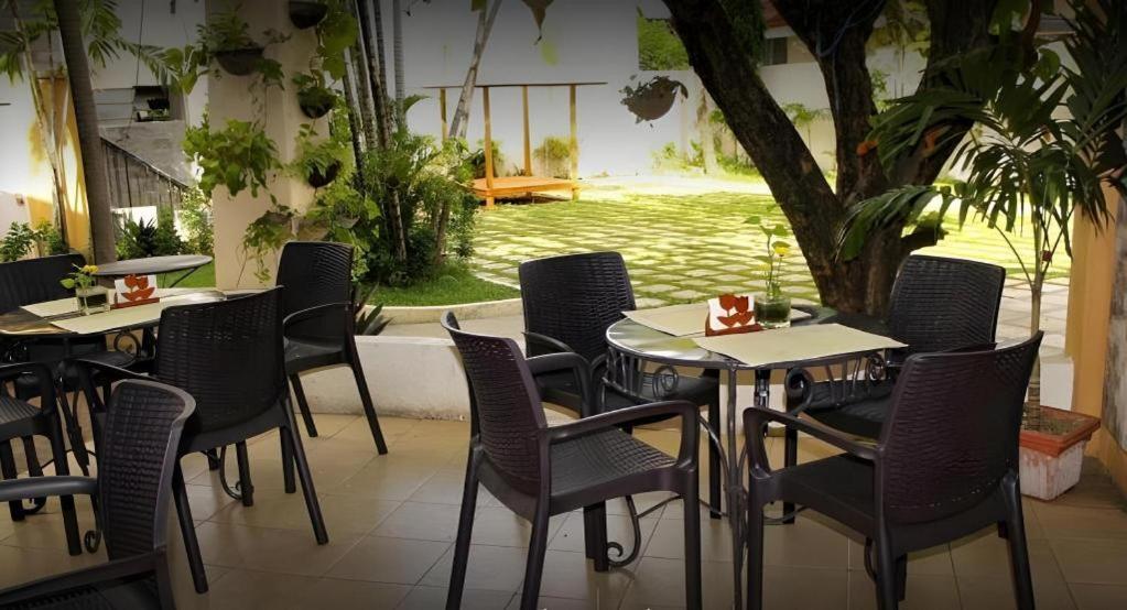 Vacation Hotel Cebu Exterior photo